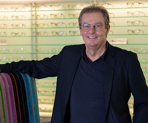 Saton Optiek Oegstgeest: uw opticien voor brillen & lenzen.